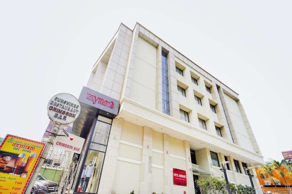 Hotel Devi Tower 세일럼 외부 사진