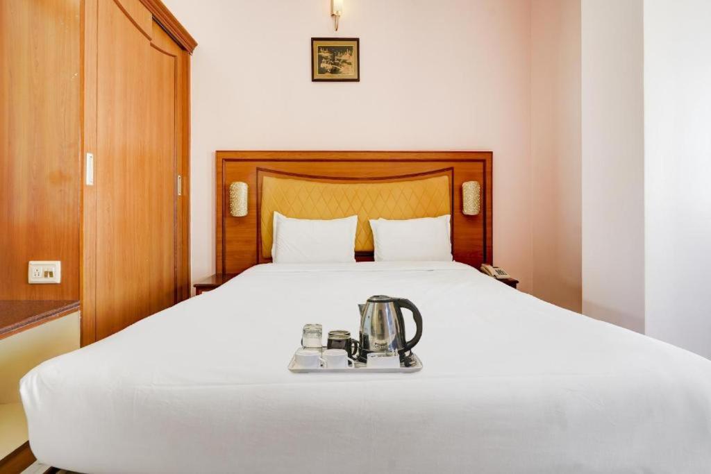 Hotel Devi Tower 세일럼 외부 사진